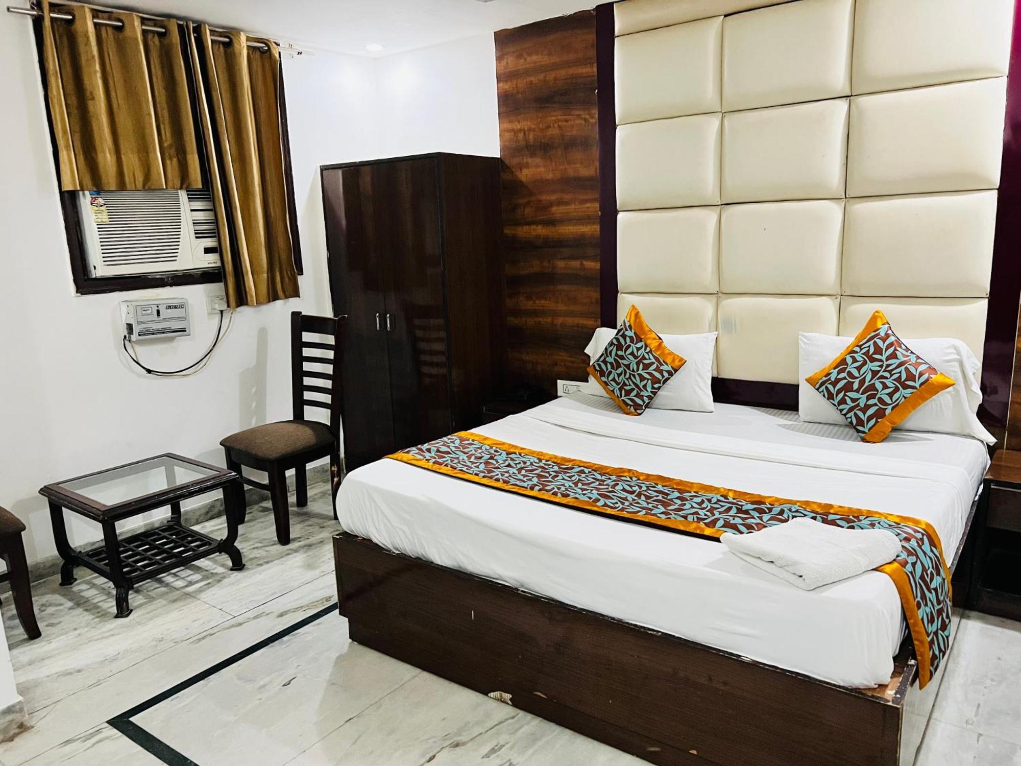 Hotel Hotel